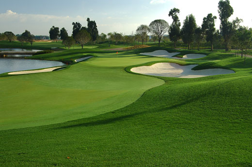 Faldo’s exceptional greens complexes at Lakeview