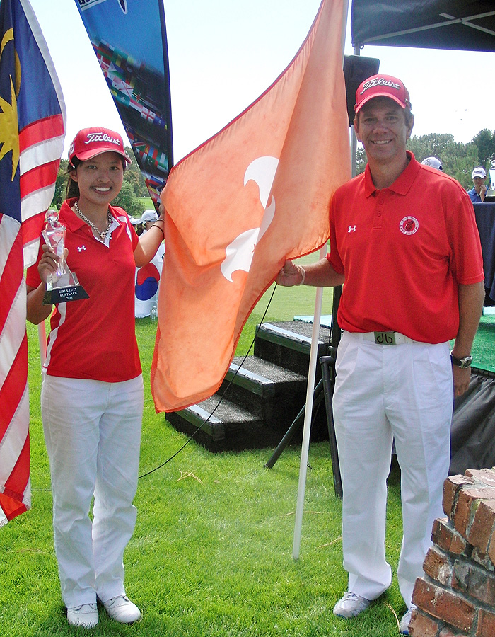 Tiffany Chan (left) and Hong Kong National Coach Brad Schadewitz (right)