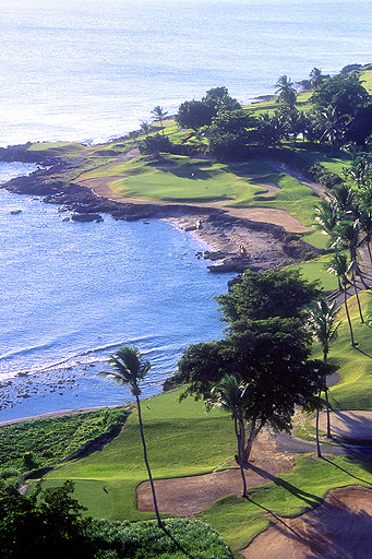 The dramatic fifth at Teeth of the Dog