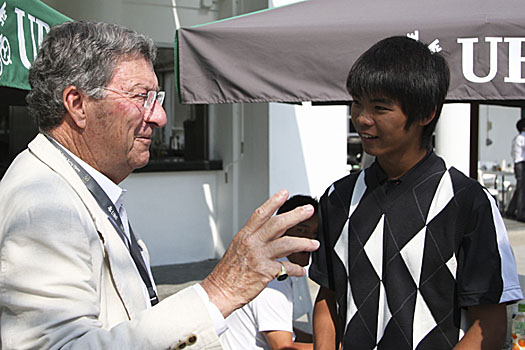 Lam meets five-time Open Championship winner Peter Thomson in 2008 HK Open