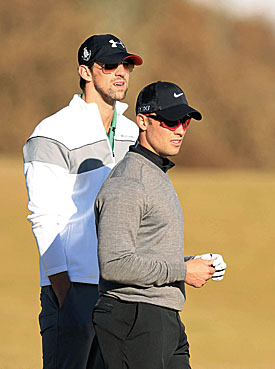 Pistorius plays alongside Michael Phelps