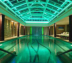 The pool at the nearby Kohler Waters Spa
