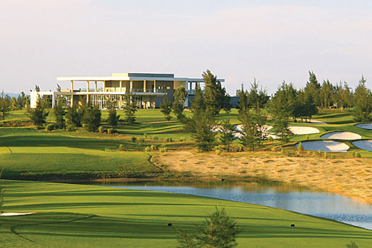 Montgomerie Links’ modern clubhouse sits at the club’s highest point