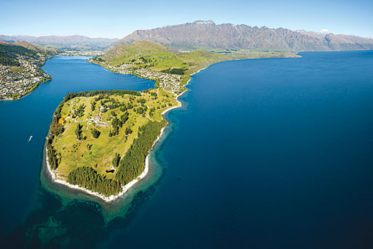 An aerial view of the Queenstown Golf Club, which protrudes into Lake Wakatipu