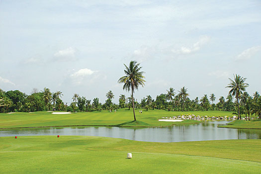 The water-laced course at Suwan is well worth the journey