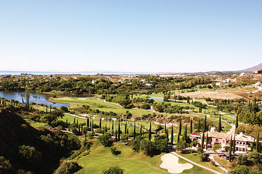 Golf 19 apartments are situated close to the course at Los Flamingos