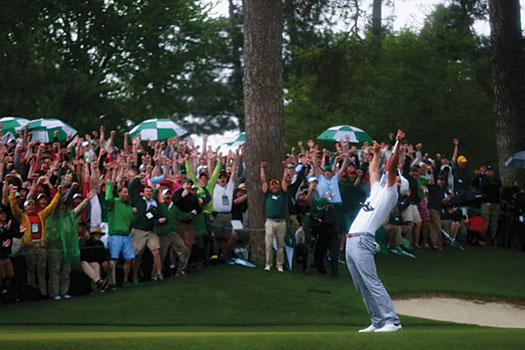 Scott send Augusta into euphoria following his play-off victory last year
