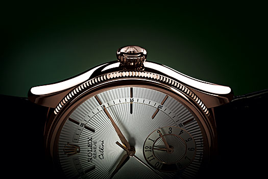 A detail of the Cellini Dual Time