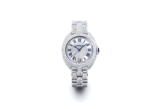 The 35mm in white gold set with brilliant-cut diamonds