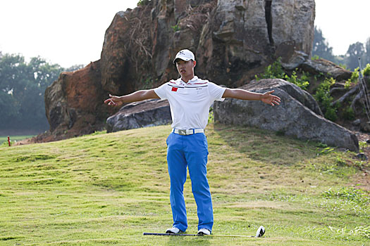 2012 AAC champion Guan Tianlang of China couldn't get to grips with Clearwater Bay and finished well outside of contention