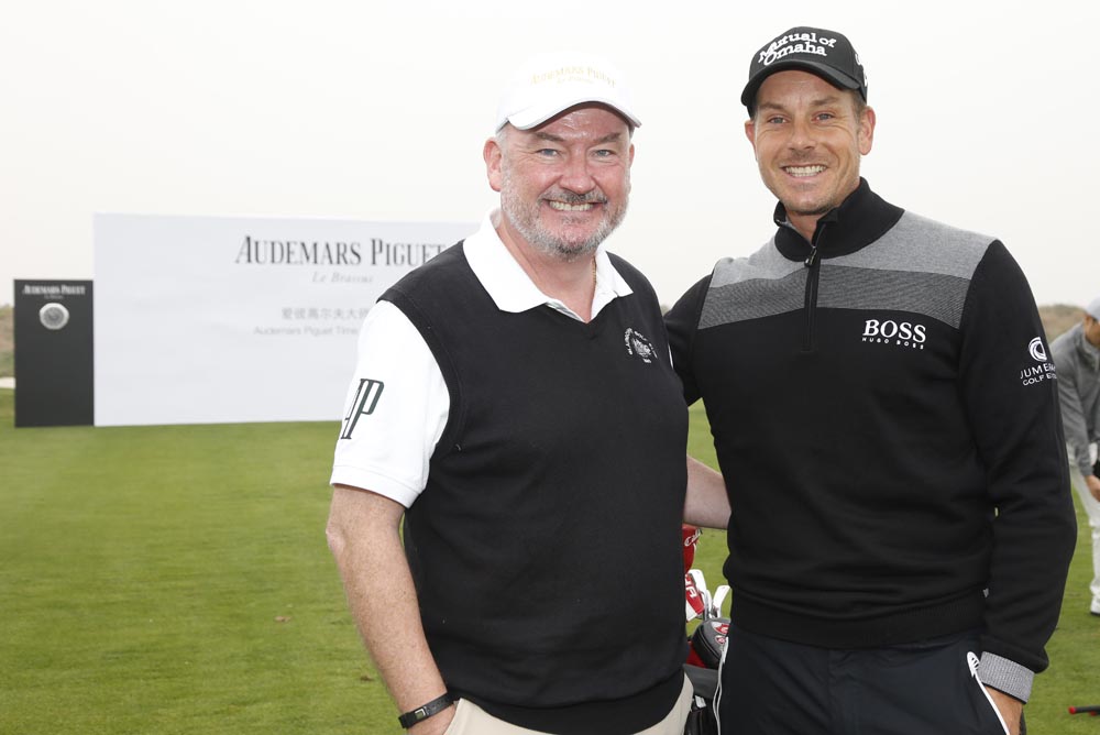The author hits the links with Stenson in Shanghai