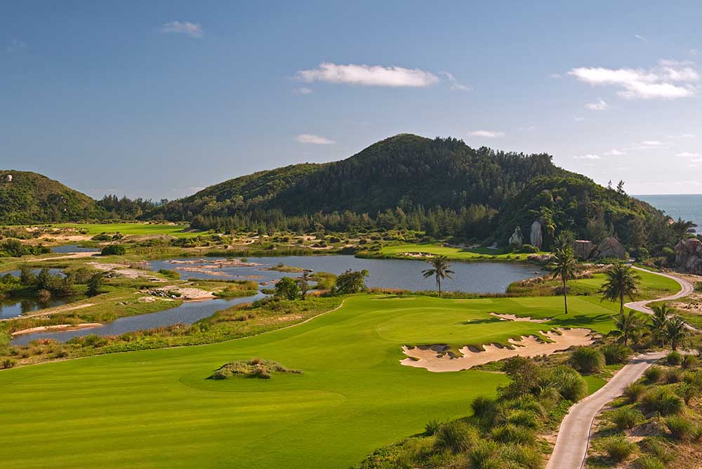 The Dunes at Shenzhou Peninsula in Hainan is one of the island province's best courses