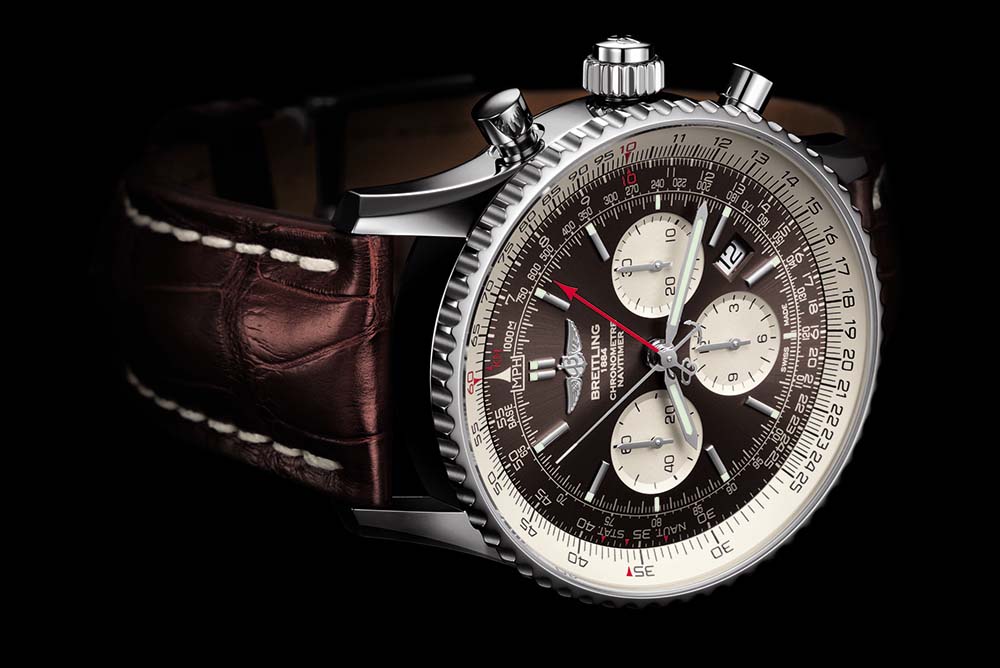 Equipped with a 45mm case, the Navitimer Rattrapante also comes in steel