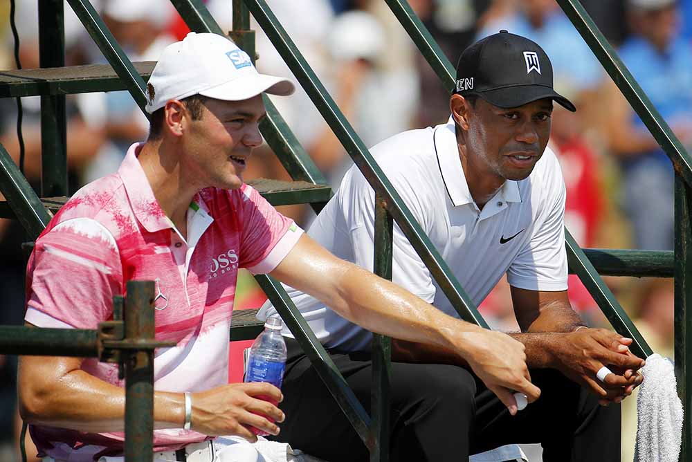 Martin Kaymer and Tiger Woods talk during the 2015 PGA Championship