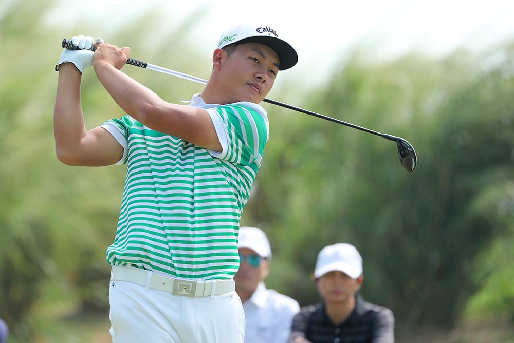 17-year-old Lin Yuxin became the third Chinese amateur to win the Asia-Pacific Amateur Championship
