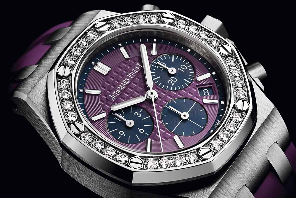 Royal Oak Offshore 37mm stainless steel case with “Lady Tapisserie” pattern purple dial and purple rubber strap