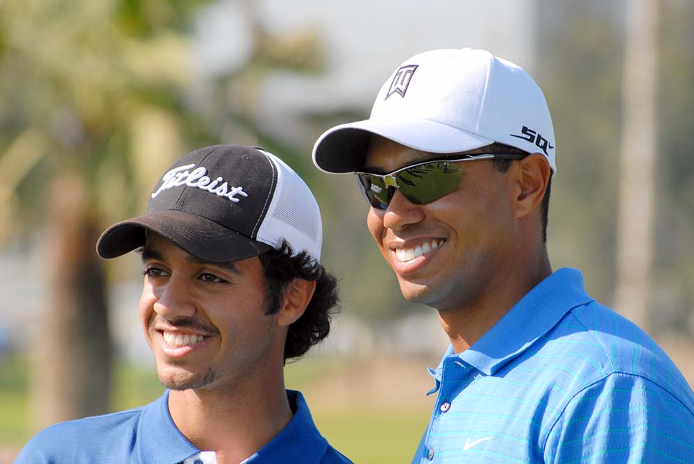 Othman Alumlla (Left) with Tiger Woods at the 2007 Dubai Desert Classic